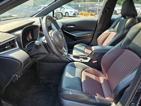 Used 2023 Toyota Corolla XSE FWD image 8