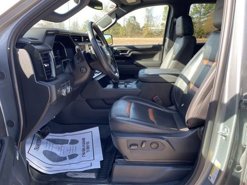 Used 2024 GMC Sierra 1500 AT4 w/ AT4 Premium Package image 12