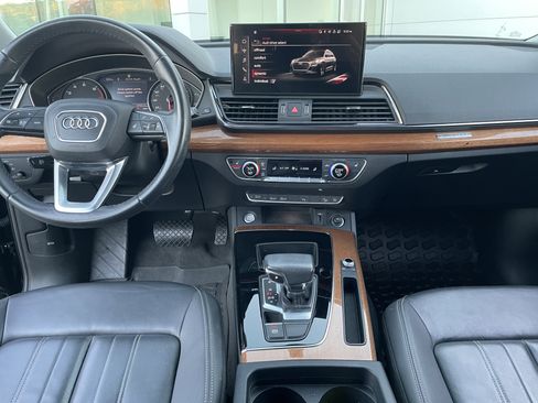 Certified 2023 Audi Q5 2.0T Premium w/ Convenience Package AWD/4WD image 8