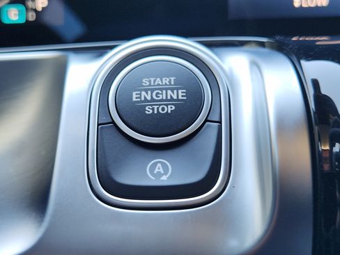 New 2026 Mercedes-Benz GLB 250 4MATIC image 21