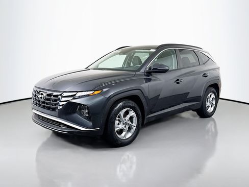 Used 2023 Hyundai Tucson SEL FWD image 4