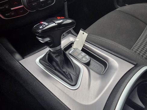 Used 2022 Dodge Charger GT image 21