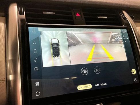 Certified 2021 Land Rover Discovery HSE R-Dynamic image 23