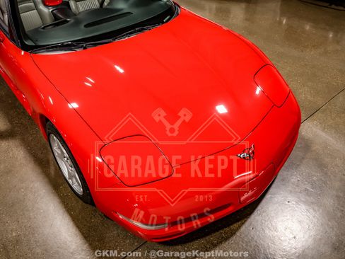 Used 1999 Chevrolet Corvette Convertible w/ Memory Pkg RWD image 29