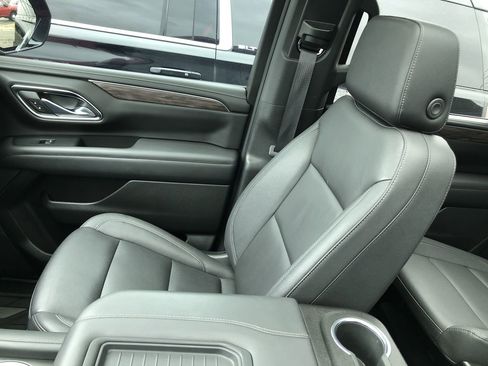 Used 2023 Chevrolet Tahoe Z71 w/ Z71 Off-Road Package image 25