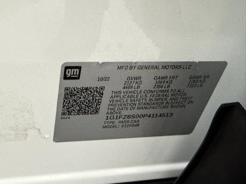 Used 2023 Chevrolet Bolt EUV Premier w/ Sun & Sound Package FWD image 41
