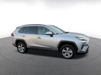 Used 2025 Toyota RAV4 XLE video 2