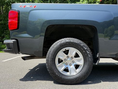 Used 2017 Chevrolet Silverado 1500 LT w/ All Star Edition AWD/4WD image 13