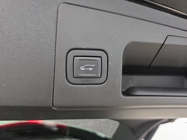 Certified 2023 Cadillac XT5 Premium Luxury AWD/4WD image 36