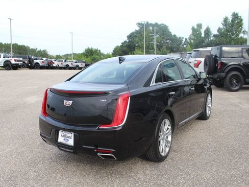 Used 2019 Cadillac XTS Luxury FWD image 7