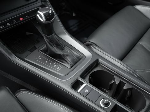 Certified 2023 Audi Q3 2.0T Premium Plus w/ Premium Plus Package AWD/4WD image 17