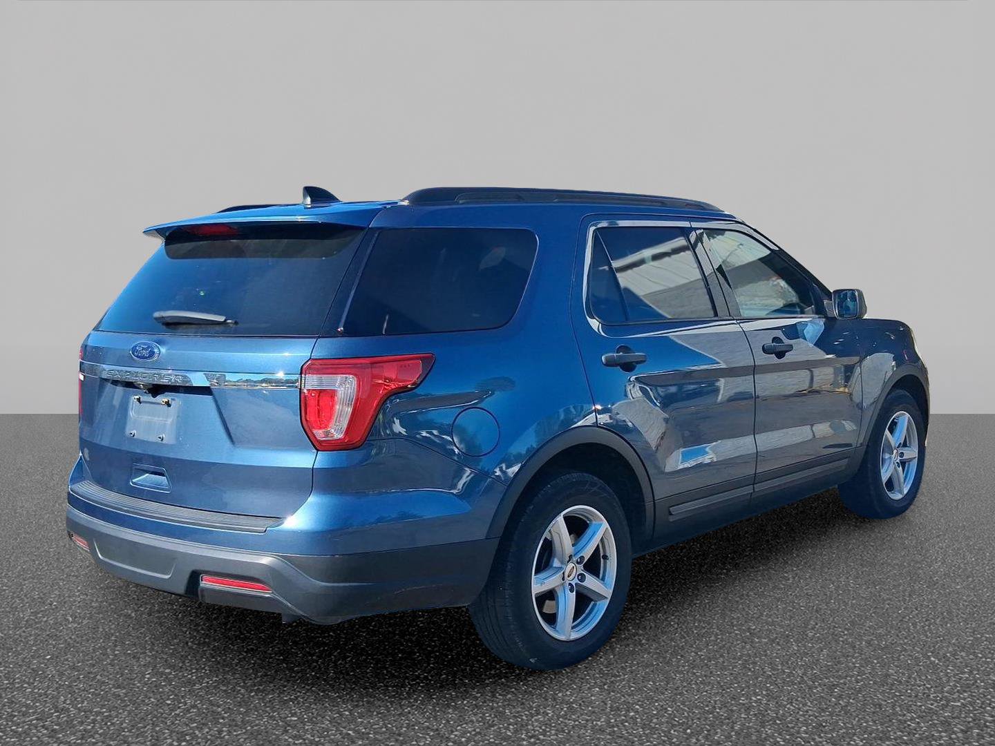 Used 2019 Ford Explorer FWD image 4