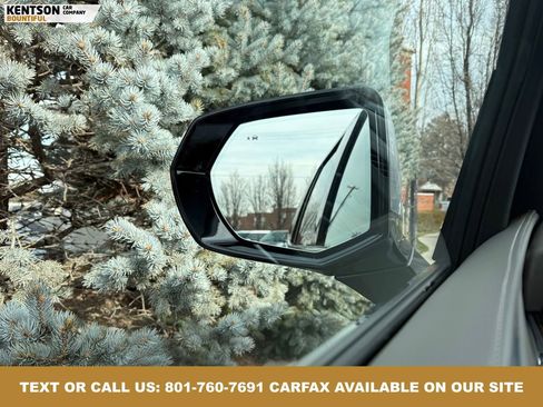 Used 2024 Cadillac Escalade Sport Platinum image 25