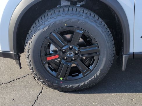 New 2026 Nissan Rogue SV w/ Rock Creek Premium Package AWD/4WD image 9