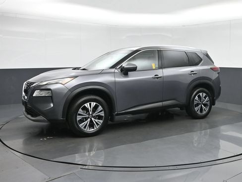 Used 2021 Nissan Rogue SV w/ Premium Package AWD/4WD image 3