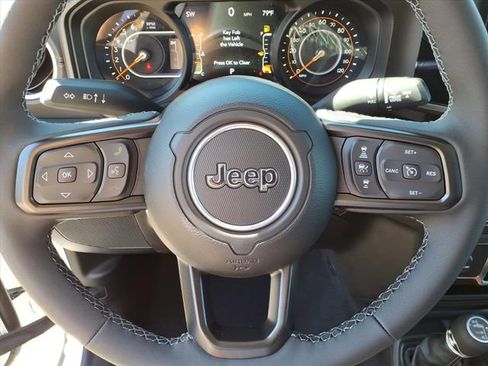 New 2025 Jeep Gladiator Sport image 20