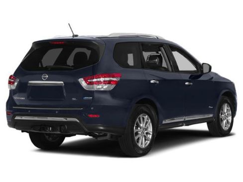 Used 2014 Nissan Pathfinder Platinum w/ Platinum Premium Package FWD image 2