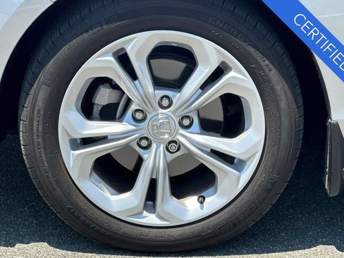 Certified 2025 Honda Accord LX image 29