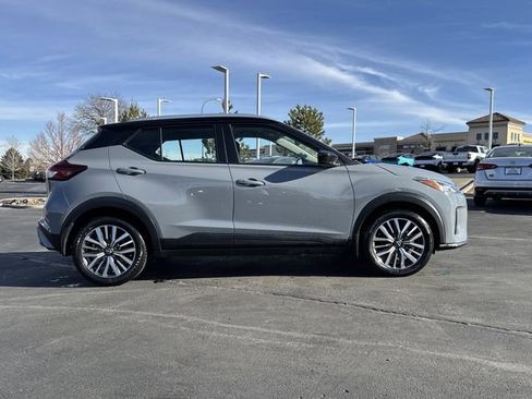 Certified 2024 Nissan Kicks SV image 2