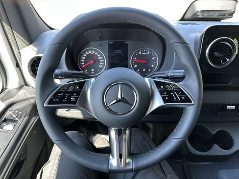 New 2026 Mercedes-Benz Sprinter 2500 image 17