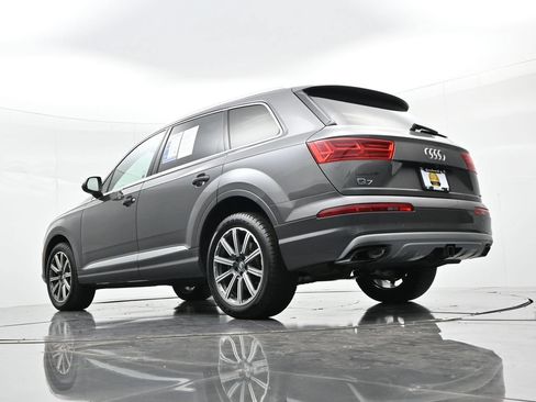 Used 2019 Audi Q7 3.0T Premium AWD/4WD image 19