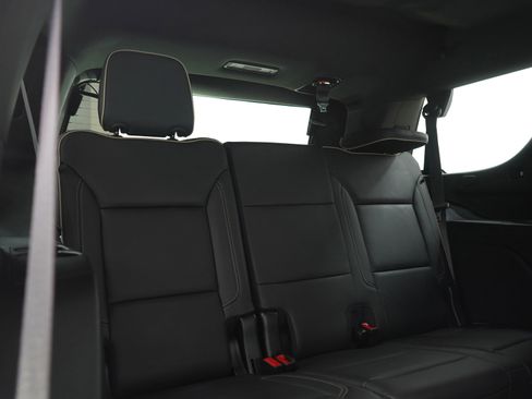 Used 2021 Chevrolet Tahoe Premier AWD/4WD image 13