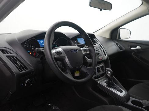 Used 2014 Ford Focus SE image 16