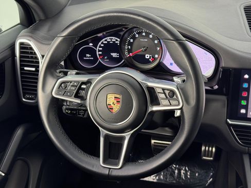 Used 2023 Porsche Cayenne S Platinum AWD/4WD image 20