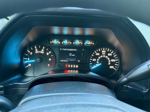 Used 2019 Ford F150 XL w/ Equipment Group 101A Mid AWD/4WD image 15
