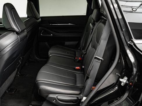 Used 2024 INFINITI QX60 Sensory image 39