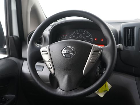 Used 2021 Nissan NV200 S w/ Back Door Glass Package image 15
