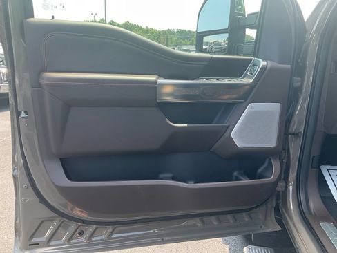 New 2026 Ford F350 King Ranch w/ Chrome Package AWD/4WD image 17