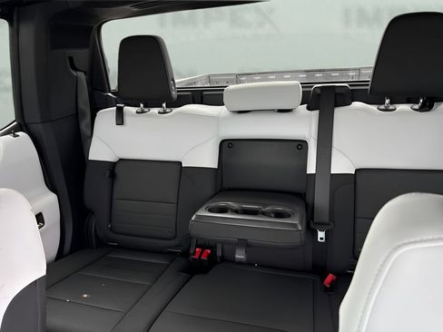 Used 2025 GMC Hummer EV 2X AWD/4WD image 10