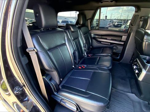 Used 2020 Ford Expedition XLT w/ Equipment Group 202A image 18