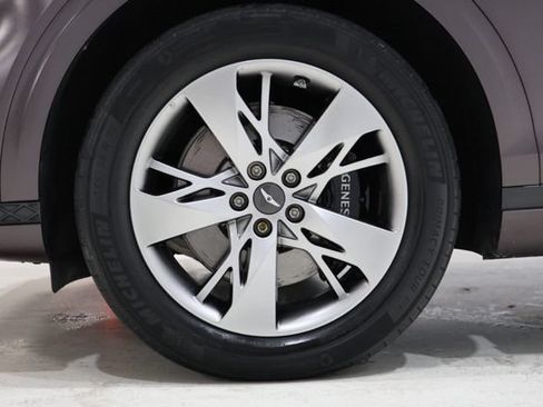 Used 2023 Genesis GV70 3.5T Sport w/ Sport Advanced Package AWD/4WD image 11