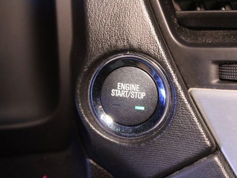 Used 2017 GMC Yukon XL SLT image 26