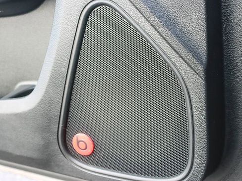 Used 2014 Chrysler 300 S image 43