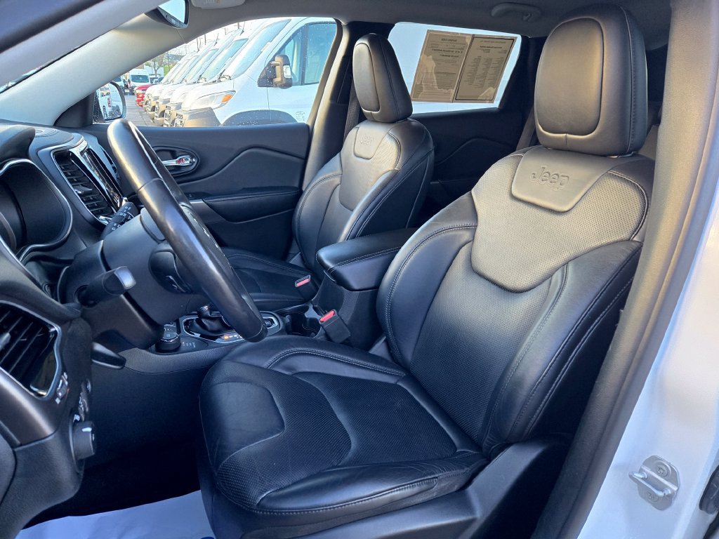 Used 2019 Jeep Cherokee Limited AWD/4WD image 14