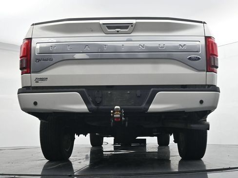 Used 2016 Ford F150 Platinum w/ Equipment Group 701A Luxury AWD/4WD image 21
