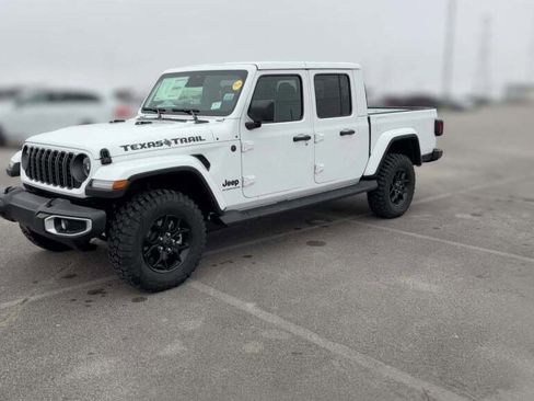 New 2026 Jeep Gladiator Sport image 1