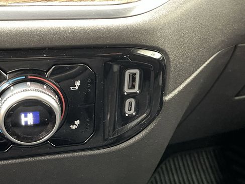 Certified 2024 GMC Sierra 1500 Elevation AWD/4WD image 26