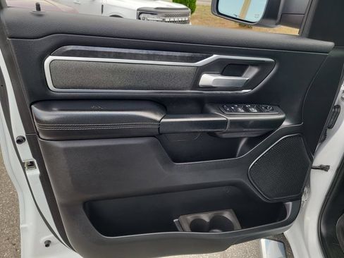 Used 2019 RAM 1500 Big Horn AWD/4WD image 17