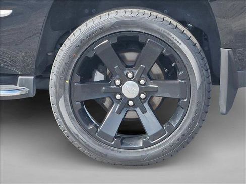 Used 2020 Cadillac Escalade 2WD image 25