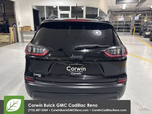 Used 2019 Jeep Cherokee Latitude Plus image 7