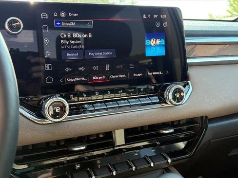 Certified 2025 GMC Canyon Denali AWD/4WD image 12