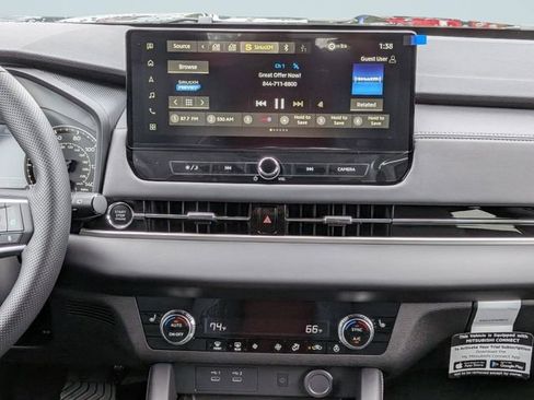 New 2026 Mitsubishi Outlander SE FWD image 16