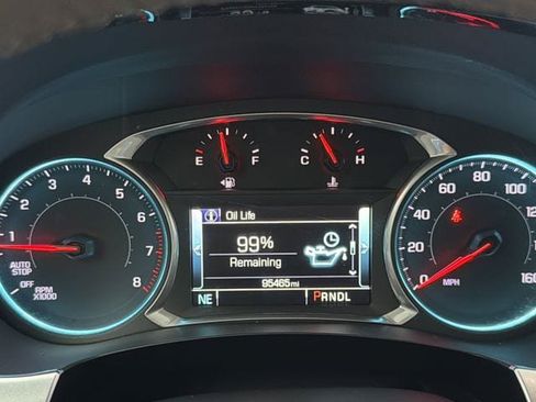 Used 2018 Chevrolet Traverse LT FWD image 29