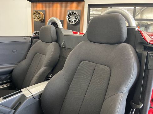 Used 2007 Chrysler Crossfire Convertible w/ Special Edition Group RWD image 42