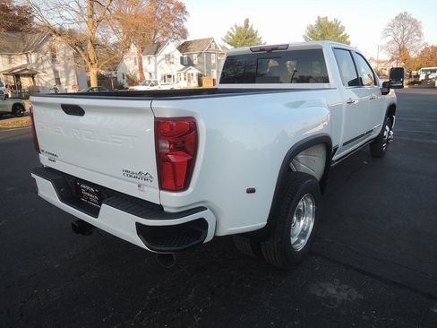 New 2026 Chevrolet Silverado 3500 High Country w/ High Country Premium Package image 14