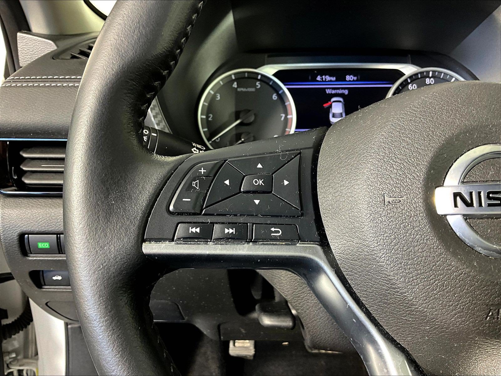 Used 2023 Nissan Sentra SV w/ All-Weather Package FWD image 10